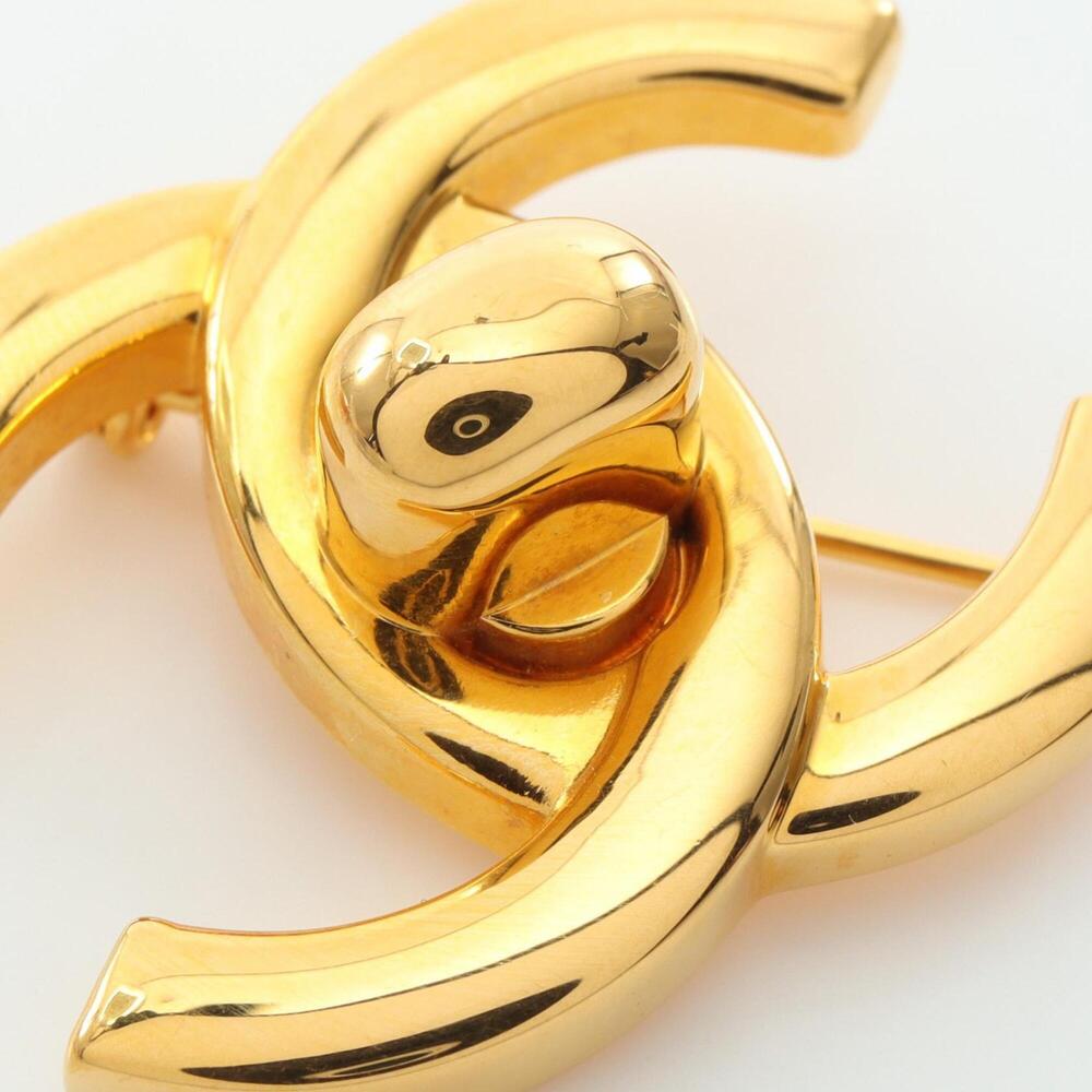 CHANEL Authentic Gold Logo Brooch - Picture 5 of 5